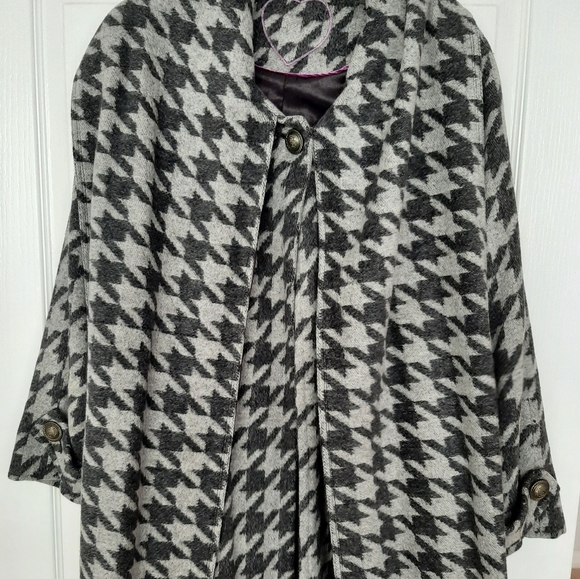 Vintage Mario Serrani Coat, size 4 - Picture 3 of 5